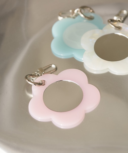 フラワーミラーキーホルダー