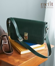 【WEB限定カラー】me fit BAG バーチカルラインワイドショルダーバッグ