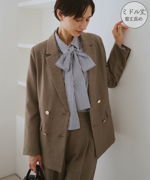 未使用日本製SEEALL ベージュ テーラードジャケット 未使用日本製SEEALL ベージュ テーラードジャケット She's