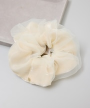 プレート付きオーガンジー×シャイニーコンビシュシュ