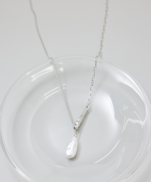 バロックパールトップＹ字ネックレス