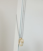 デザインＷオーバルトップスライドコードネックレス