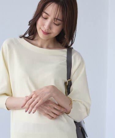 フォルムスリーブニット