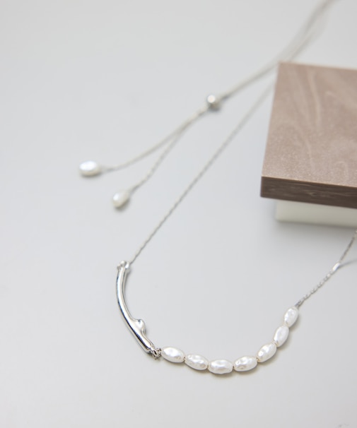 変型パールライン2WAYラリエットネックレス