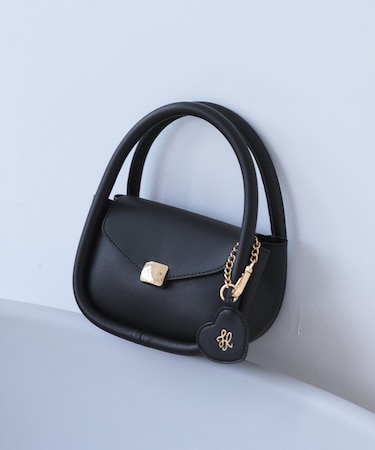 ハートチャーム付きミニレトルショルダーバッグ