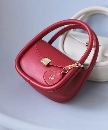 ハートチャーム付きミニレトルショルダーバッグ