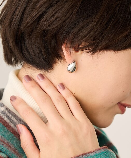 ボリュームメタルピアス