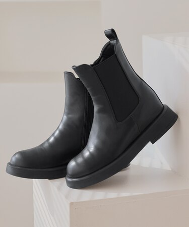 ジップアップサイドゴアショートブーツ