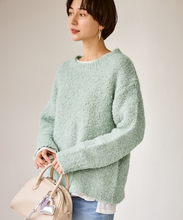 ブークレカラーニット