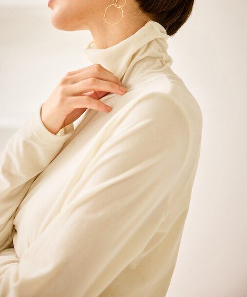 シアートリコットベロアタートルトップス