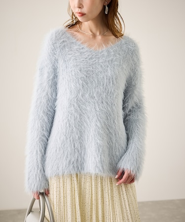 フェザーVネックニット