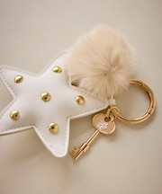 フェイクファー付きバッグチャーム