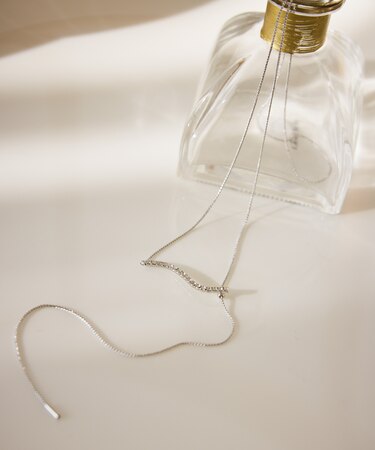 ガラスカーブラインY字ネックレス