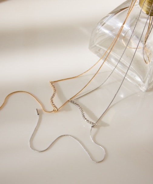 ガラスカーブラインY字ネックレス