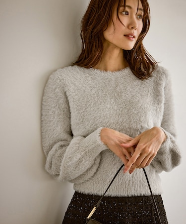 ショートフェザーニットプルオーバー