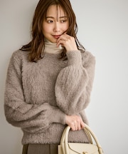 ショートフェザーニットプルオーバー