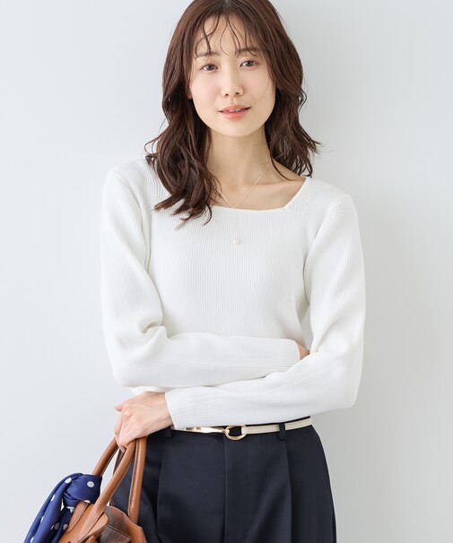 スクエアネックリブニット