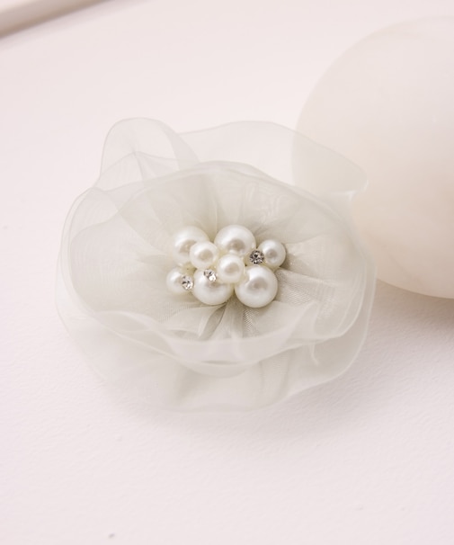 オーガンジーフラワーコサージュ