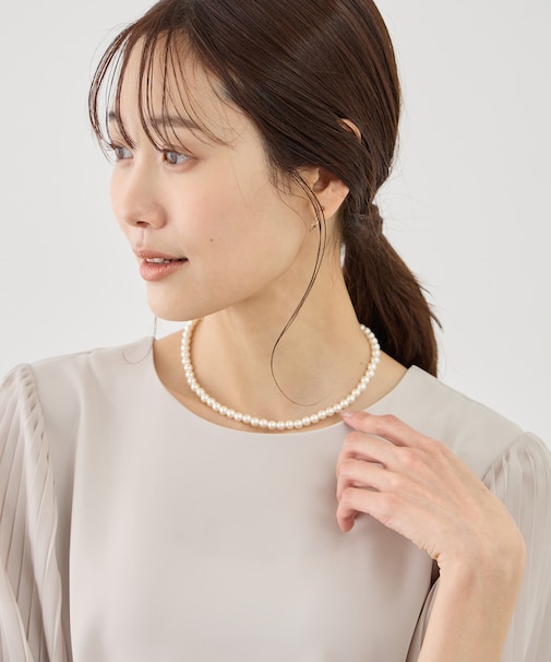 パールショートネックレス