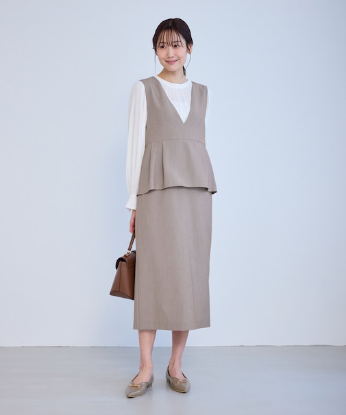 レイヤード風ペプラムジャンパースカート