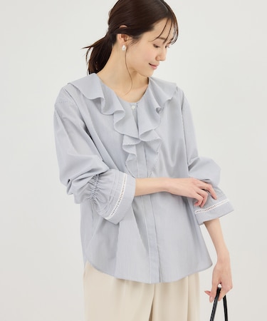 ハシゴレース×ラッフルフリルブラウス