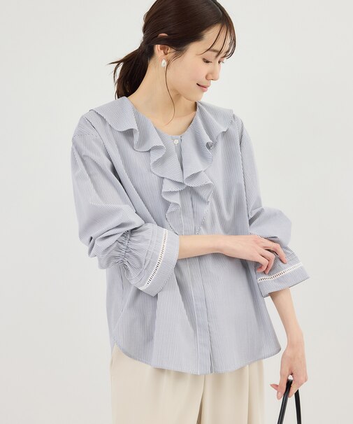 ハシゴレース×ラッフルフリルブラウス