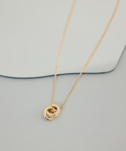 ダブルリングショートネックレス