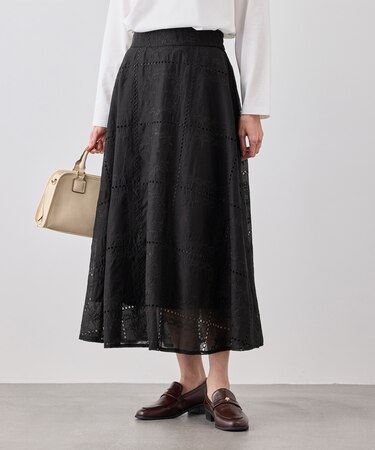 刺繍レースフレアスカート