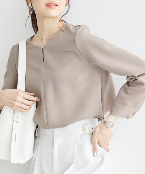 360°ウルトラストレッチ フロントホックブラウス/2WAY