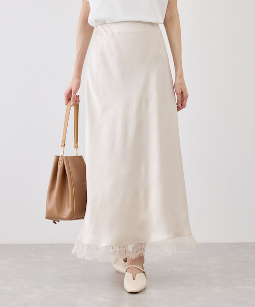 裾レースロングスカート