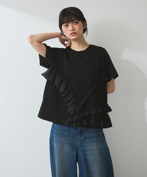 【WEB限定】アシンメトリーラッフルトップス