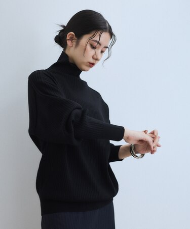 【WEB限定】・【定番人気】WOOL混リブタートルニット