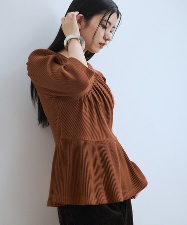 【WEB限定】ハーフスリーブペプラムカットソー