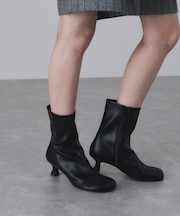 ラウンドブーツ