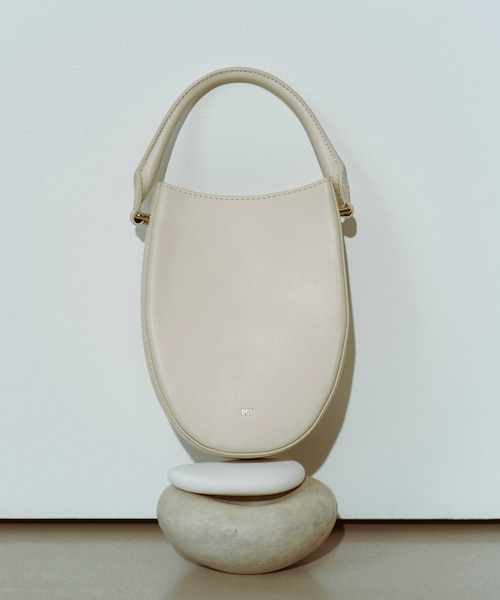 Adam et Rope'【PFT】Tamago Small ポシェット PFT】Tamago Small ポシェット｜アダムエロペの通販｜&mall（アンド