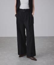 NIKKE GABARDINE SLACKS