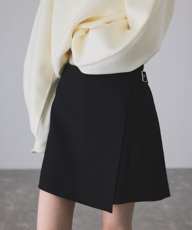 ラップベルトショートパンツ