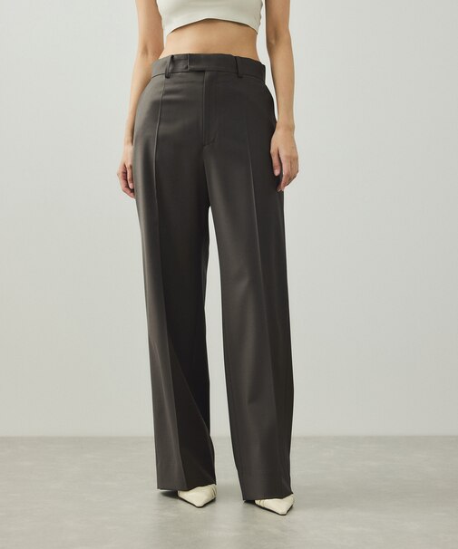 【EMOELLE】センタープレススラックス