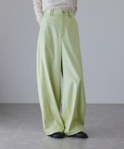 グロスボンディングコクーンパンツ