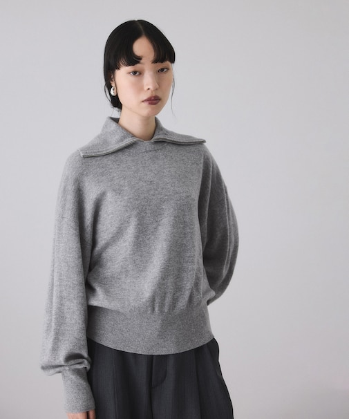 カシミア混ZIPタートルネックプルオーバー