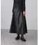 シンセティックレザーフレアスカート