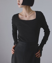 アンチピリングスクエアネックプルオーバー