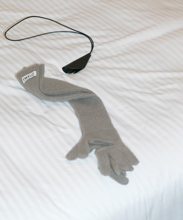 【EMOELLE】カシミヤロングニットグローブ