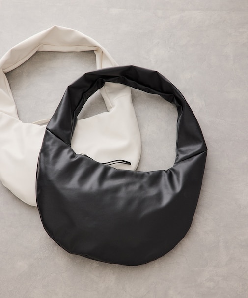 ボディショルダーバッグ