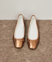 メタリックバレエシューズ