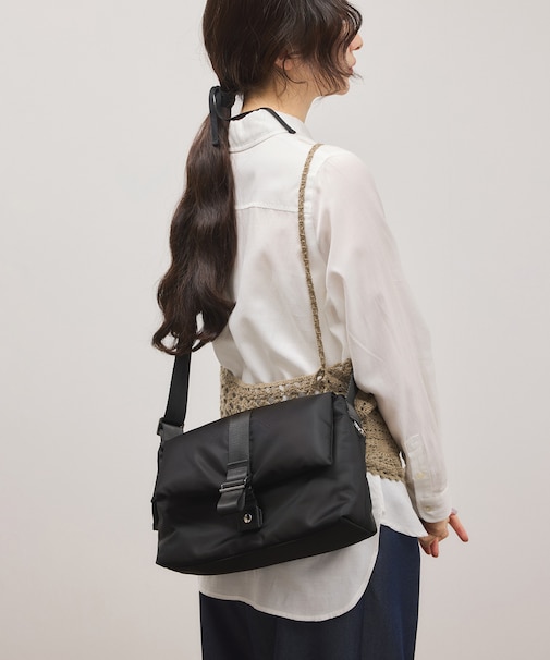 パテッドフラップショルダーバッグ