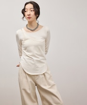 ワンショルダートップス