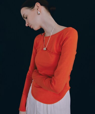 ワンショルダートップス