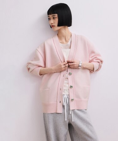 【WEB限定】メタルボタンVネックカーディガン