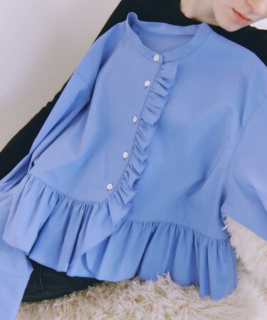 【サステナブル】ロングスリーブフリルブラウス